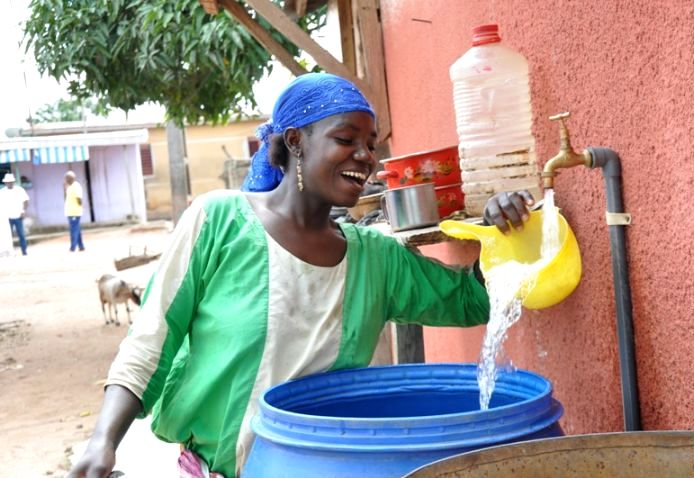 Côte d’Ivoire : 155 sous-quartiers d’Abidjan bientôt approvisionnés en eau potable