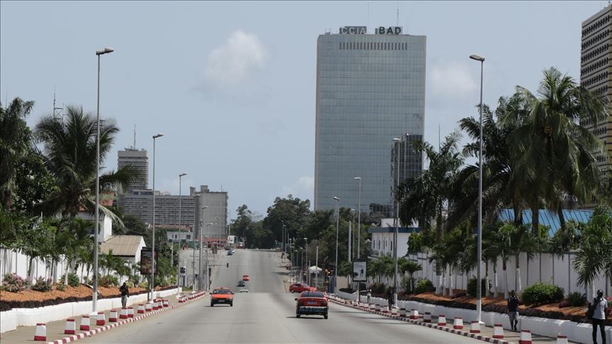 Côte d’Ivoire/Covid-19 : Abidjan sort de l’isolement