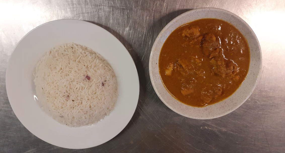 Recette proposée par une internaute : Cooking with Madi curry au poulet