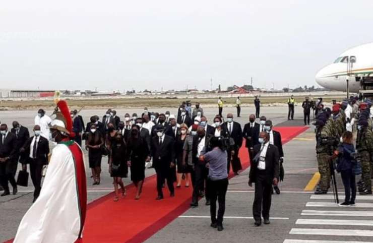 Côte d’Ivoire : La dépouille du Premier ministre accueillie par le chef de l’Etat