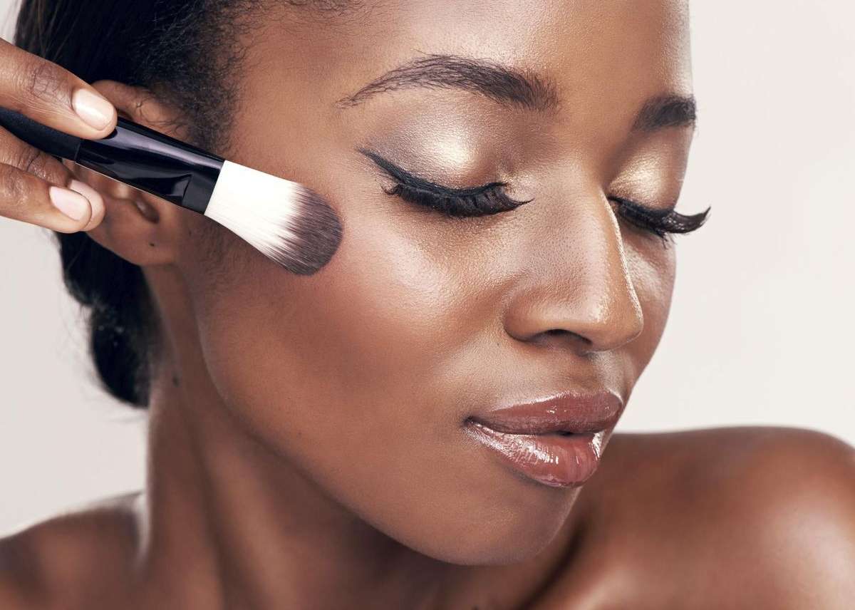 Réussir son make-up : Comment bien choisir ses pinceaux de maquillage ?