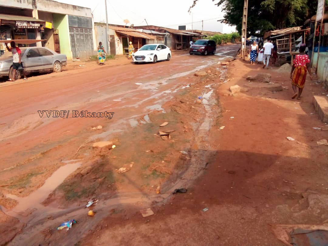 Azito : un quartier de détente en quête de salubrité