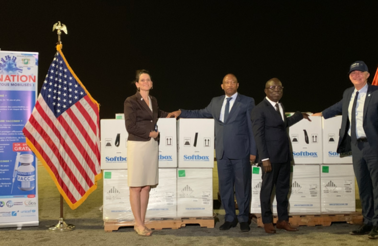 Les États-Unis font un don de 1,7 million de doses supplémentaires du vaccin Pfizer à la Côte d’Ivoire