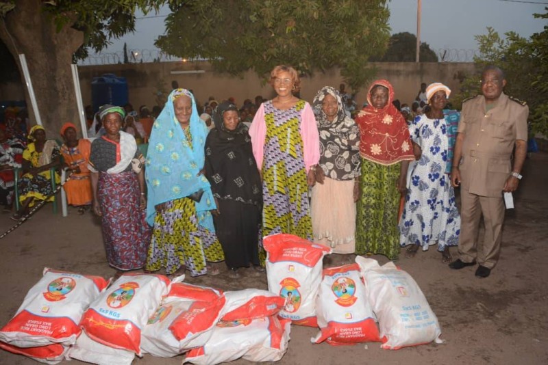 Élan de solidarité et de compassion : Kaba Nialé soulage 200 veuves de Bouna