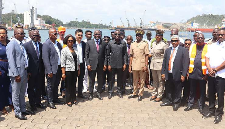 Le ministre Amadou Koné lance les travaux de dragage du bassin et du chenal d’accès au port de San Pedro
