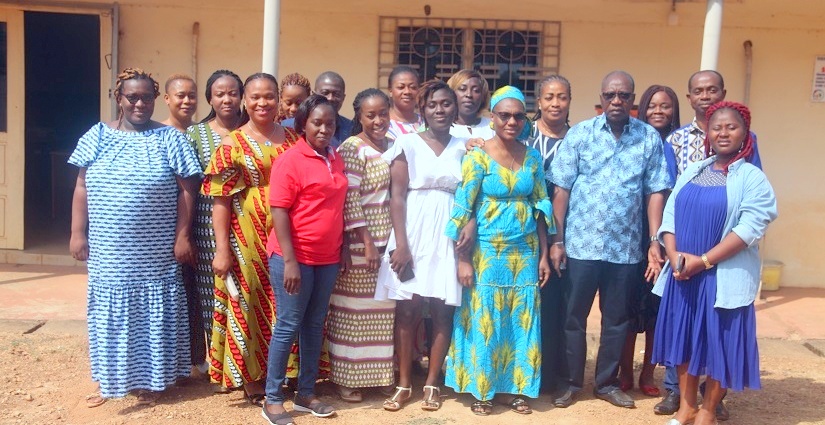 Une cinquantaine de sages-femmes formées sur les directives de la vaccination contre la COVID-19 des femmes enceintes et allaitantes