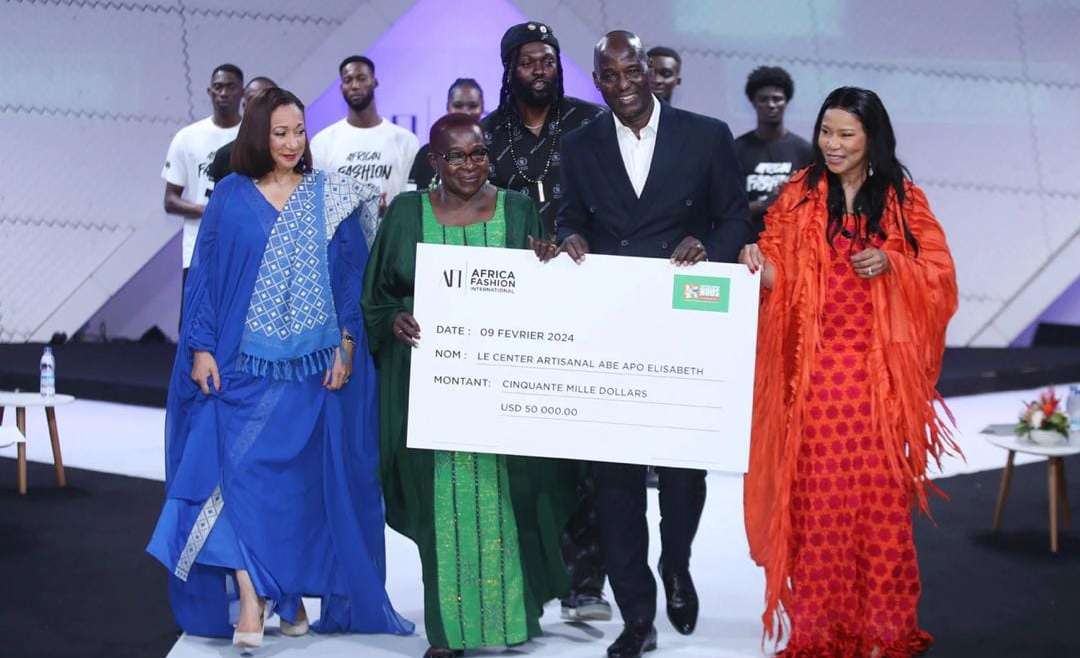 Africa fashion international : Défilé de mode pour une levée de fonds