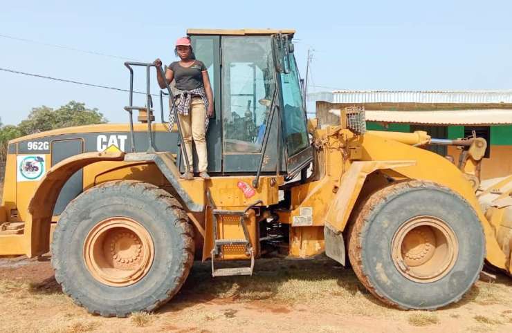 Coulibaly Marie: La conductrice de Caterpillar