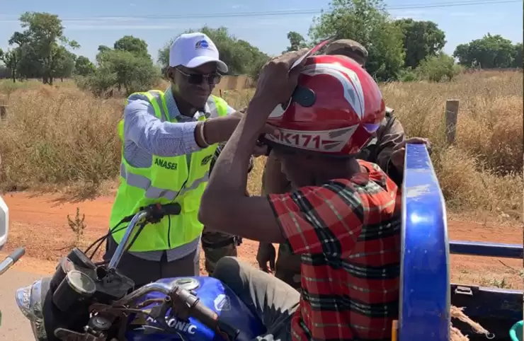 Sécurité routière: Le port du casque exigé au conducteurs de moto