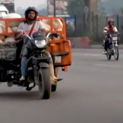 Le boulevard Félix Houphouët-Boigny interdit aux motos