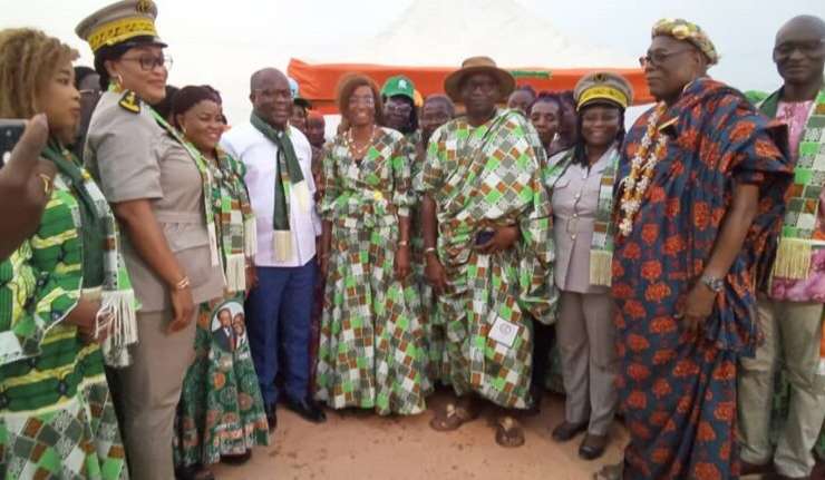 Pierre Dimba promet de soutenir la fédération des associations féminines de N’douci